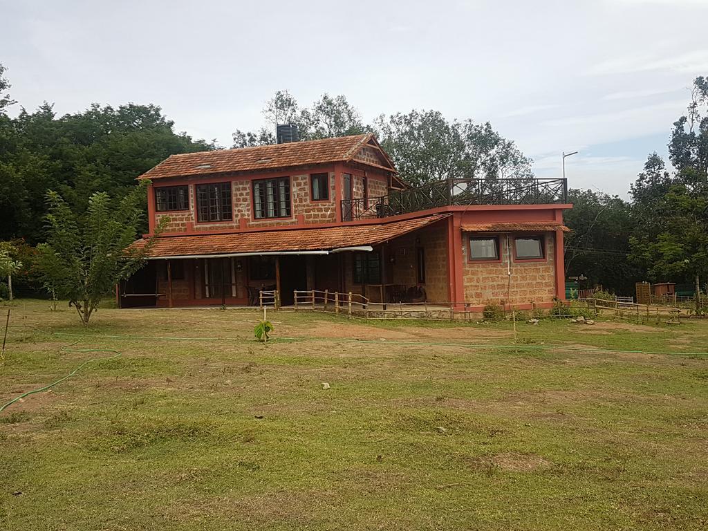 Tamarind Tree Hotel Ooty Buitenkant foto